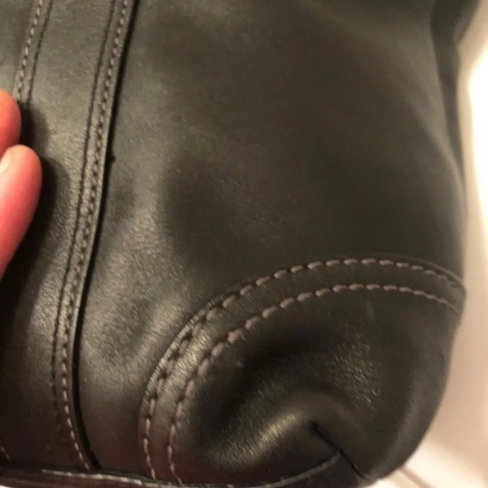 Coach black leather Hampton tote bag soho buckle